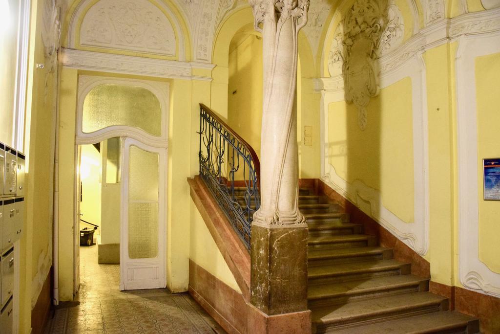 Binder-Home Stylish Studios Budapest/Parliament Exterior foto