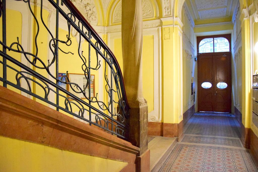 Binder-Home Stylish Studios Budapest/Parliament Exterior foto