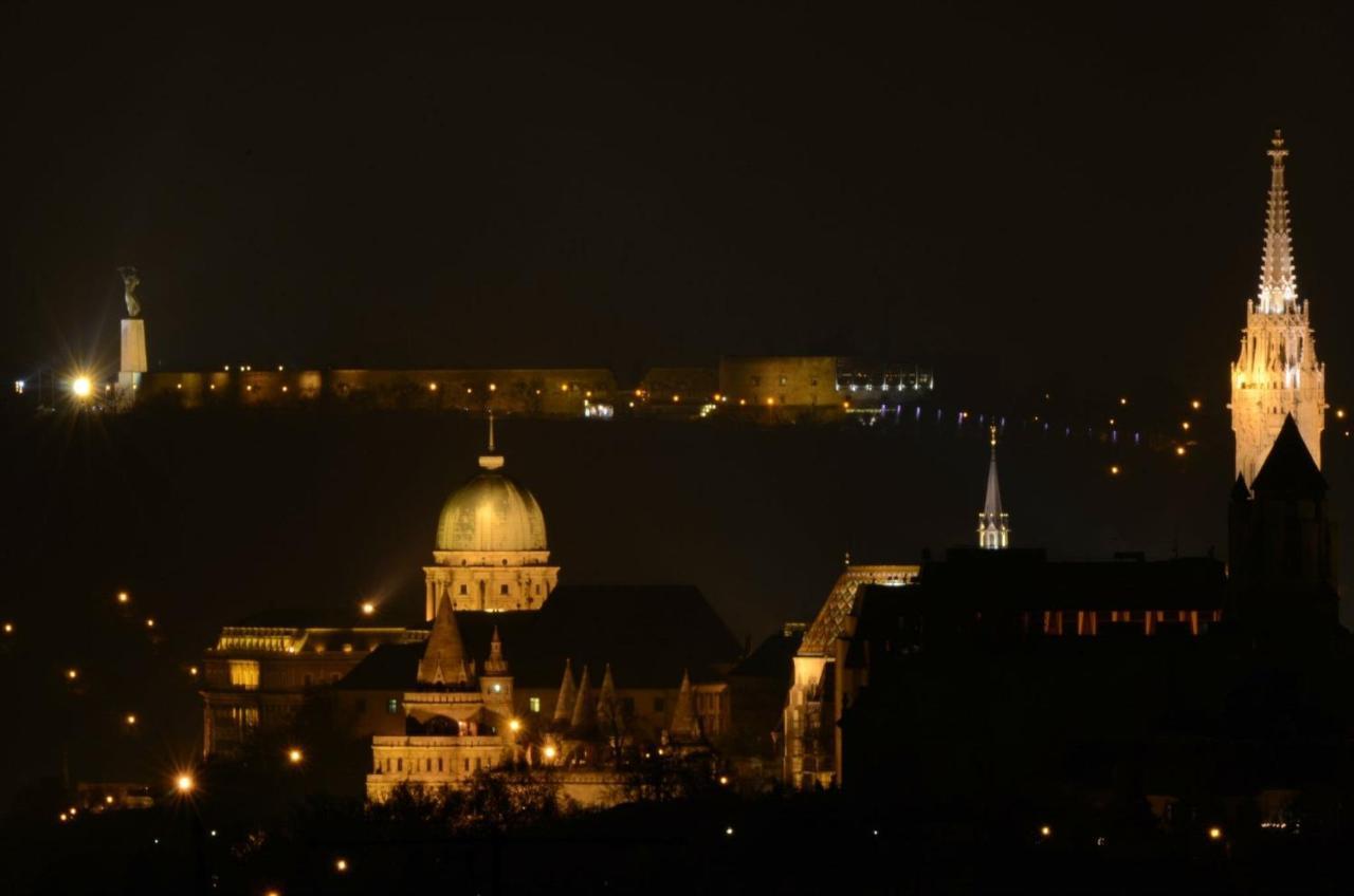 Binder-Home Stylish Studios Budapest/Parliament Exterior foto
